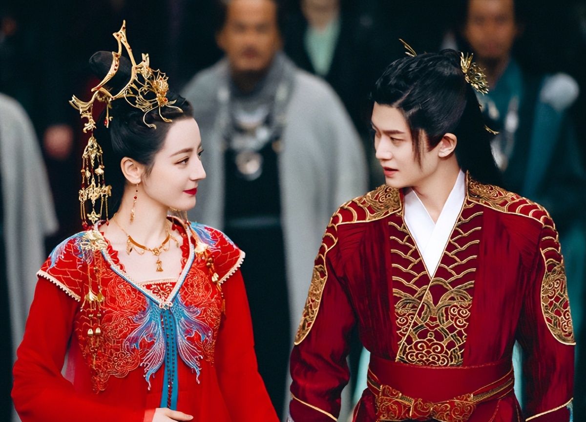 《恰似故人归》更新,《且试天下》开播,任嘉伦、杨洋的PK来了!休闲区蓝鸢梦想 - Www.slyday.coM 《恰似故人归》更新,《且试天下》开播,任嘉伦、杨洋的PK来了!休闲区蓝鸢梦想 - Www.slyday.coM