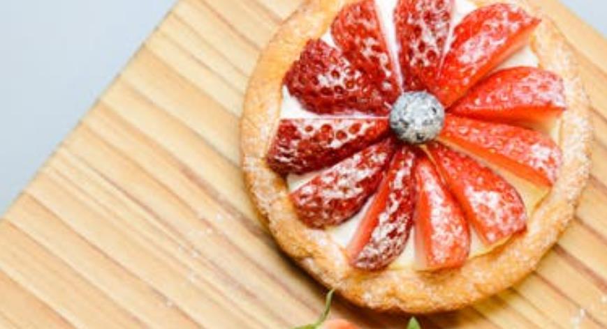 三辉麦风蛋黄派过氧化值超标