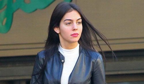 乔治娜拼了曝c罗女友10处整形身材颜值大涨却输给伊莲娜