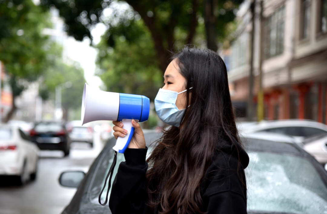 多图直击解封现场!居民欢呼:激动,开心!|疫情_新浪财经_新浪网