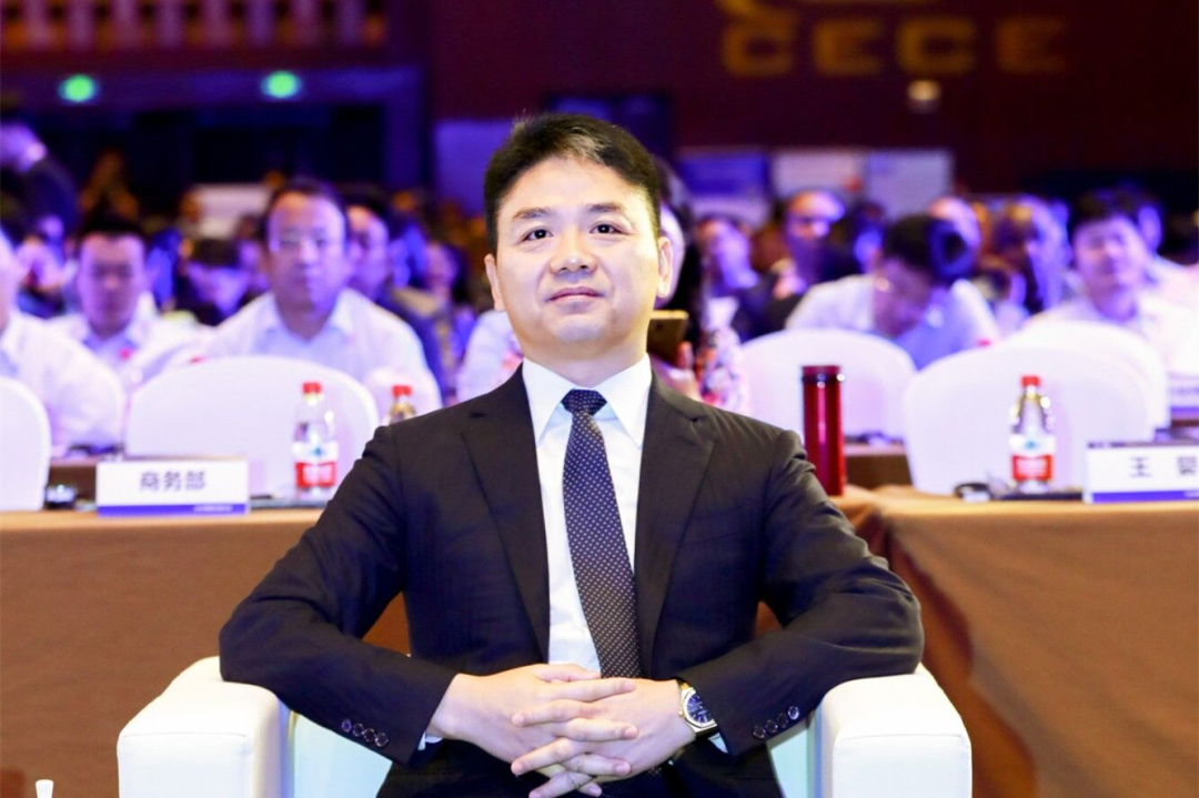 刘强东宣布离开往事曝光没人能理解那一晚他经历了什么