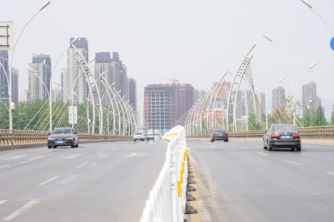 南内环桥双向通车.