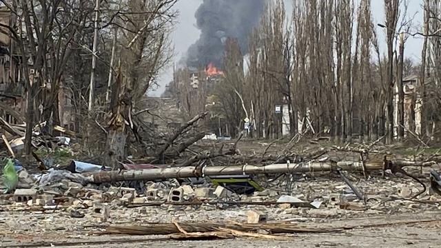 可抗核弹的亚速钢铁厂将被攻破！俄军巧用自然力，乌军将坐以待毙休闲区蓝鸢梦想 - Www.slyday.coM