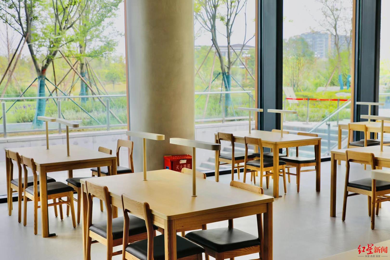 美图来袭提前探访天府人文艺术图书馆馆长来写作业来听书