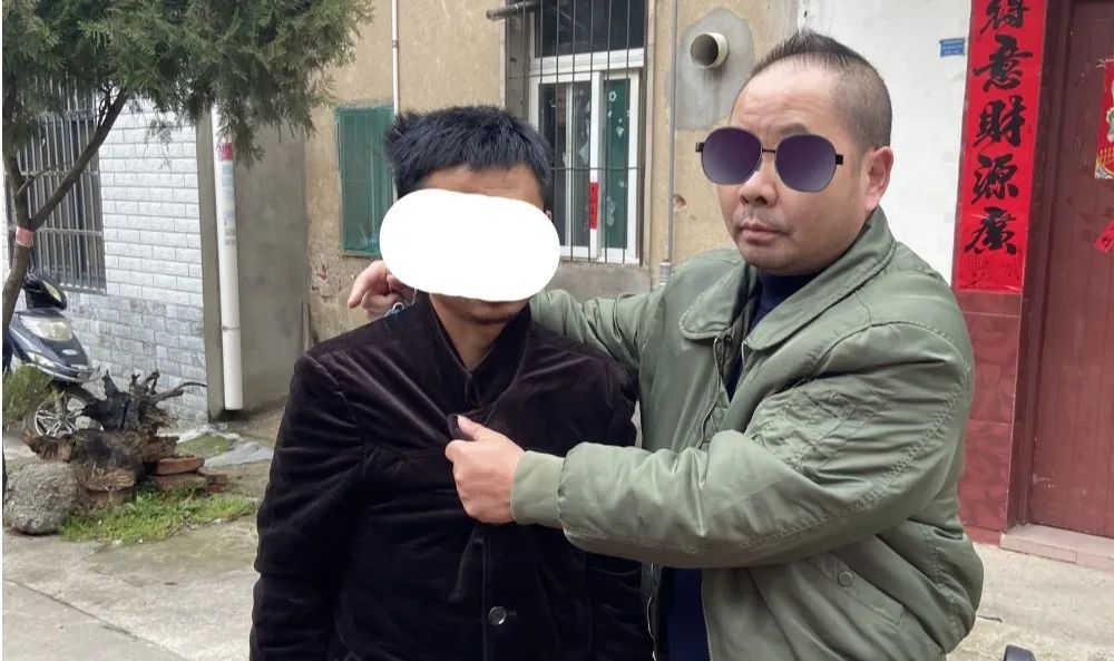电动车被盗全过程 ，你的电动车就是这样被偷走的休闲区蓝鸢梦想 - Www.slyday.coM