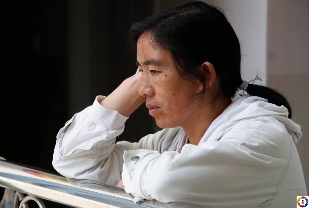 残疾妈妈将8个月大儿子放在学步车上，一转身工夫，毁了孩子一生休闲区蓝鸢梦想 - Www.slyday.coM