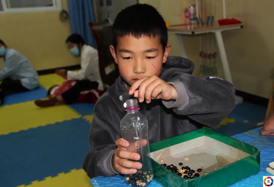 残疾妈妈将8个月大儿子放在学步车上，一转身工夫，毁了孩子一生休闲区蓝鸢梦想 - Www.slyday.coM