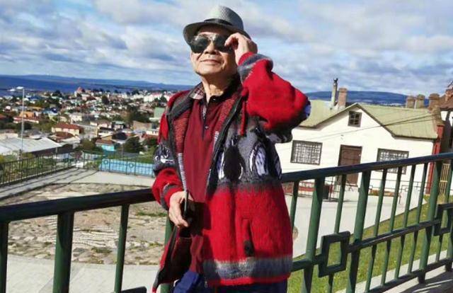 有种“炫富”叫虞书欣，光看她爷爷的生活状态，贫穷限制我的想象休闲区蓝鸢梦想 - Www.slyday.coM