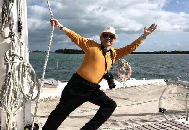 有种“炫富”叫虞书欣，光看她爷爷的生活状态，贫穷限制我的想象休闲区蓝鸢梦想 - Www.slyday.coM