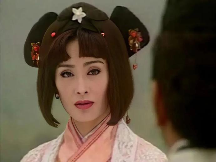 2000年,合拍剧《战国红颜》邀请帝王专业户唐国强扮演越王勾践,童安格