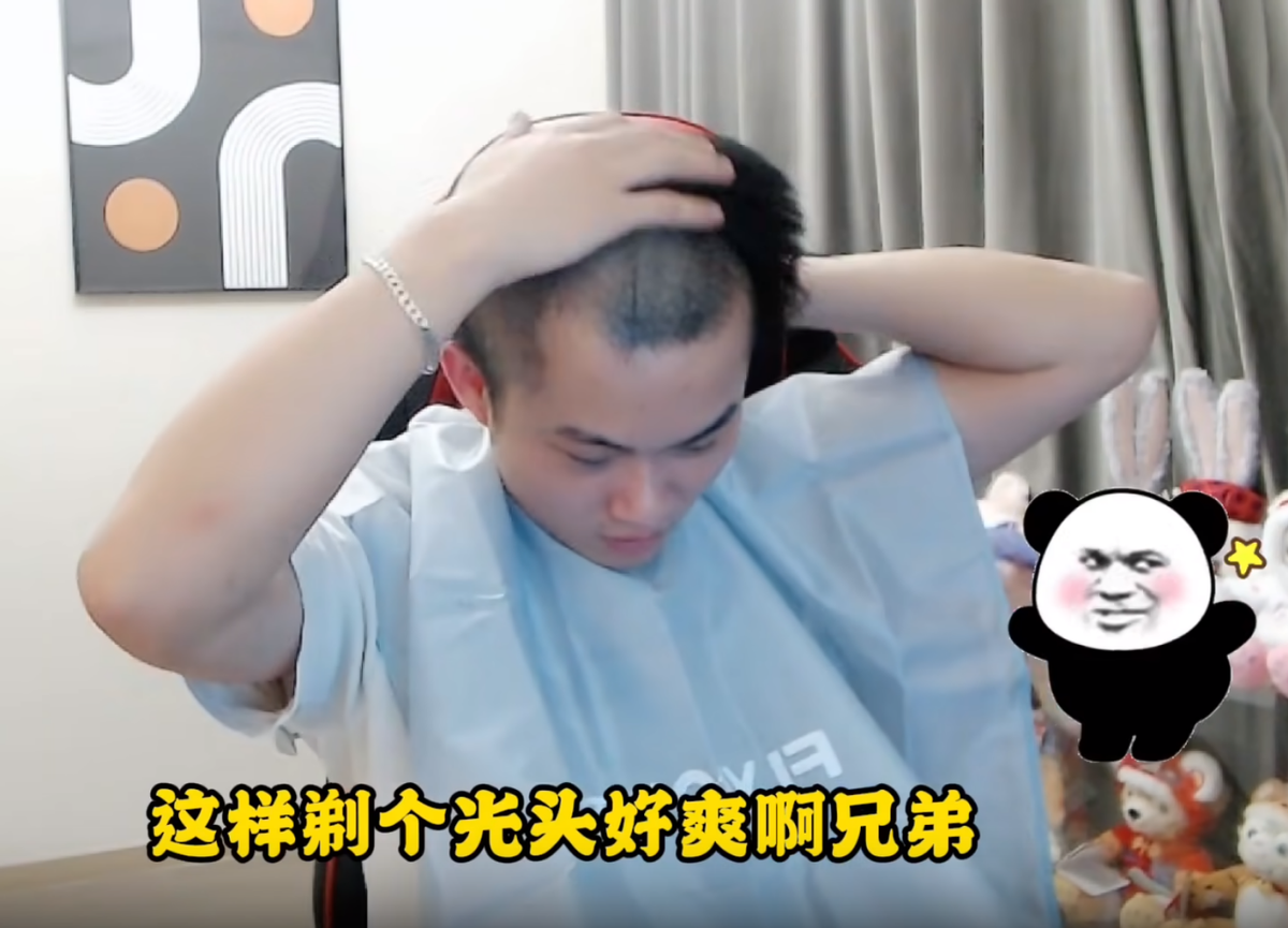 韩跑跑狂立flag继倒立洗头之后又剃光头节目效果爆炸