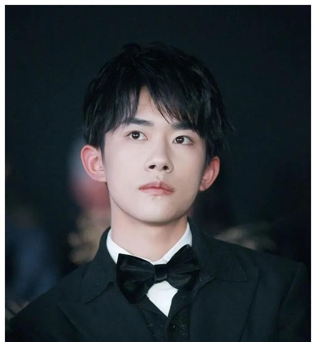 长相清俊帅气,却输在身高不够上,这4位男星再长五公分就更好了休闲区蓝鸢梦想 - Www.slyday.coM 长相清俊帅气,却输在身高不够上,这4位男星再长五公分就更好了休闲区蓝鸢梦想 - Www.slyday.coM