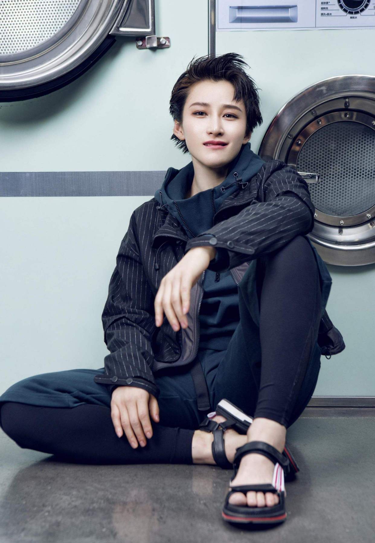 而且不但郭笑笑(蒋璐霞饰)的角色硬,演技也过硬,蒋璐霞的个人技能