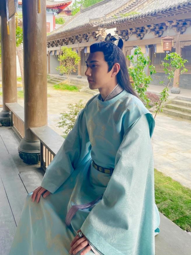 何明翰新剧祝卿好热播首次演绎反派令观众叫绝