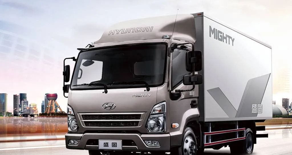 现代mighty轻型卡车三菱canter的韩国姐妹