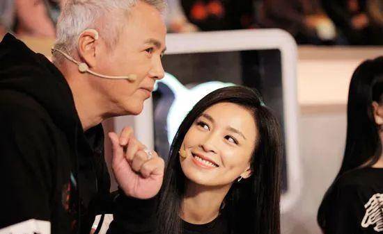 张庭夫妇传销公司新大楼被查封 96套房产价值17亿元休闲区蓝鸢梦想 - Www.slyday.coM