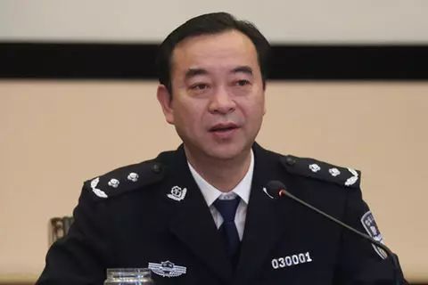 市公安局原局长在狱中积极劳动获表扬4次减刑半年