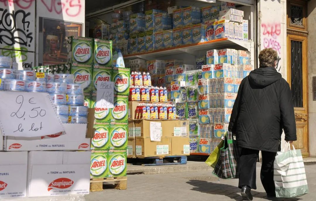 英国人怕费电、挥别烤土豆！德国人少洗澡、洗4个部位就行！法国人…休闲区蓝鸢梦想 - Www.slyday.coM