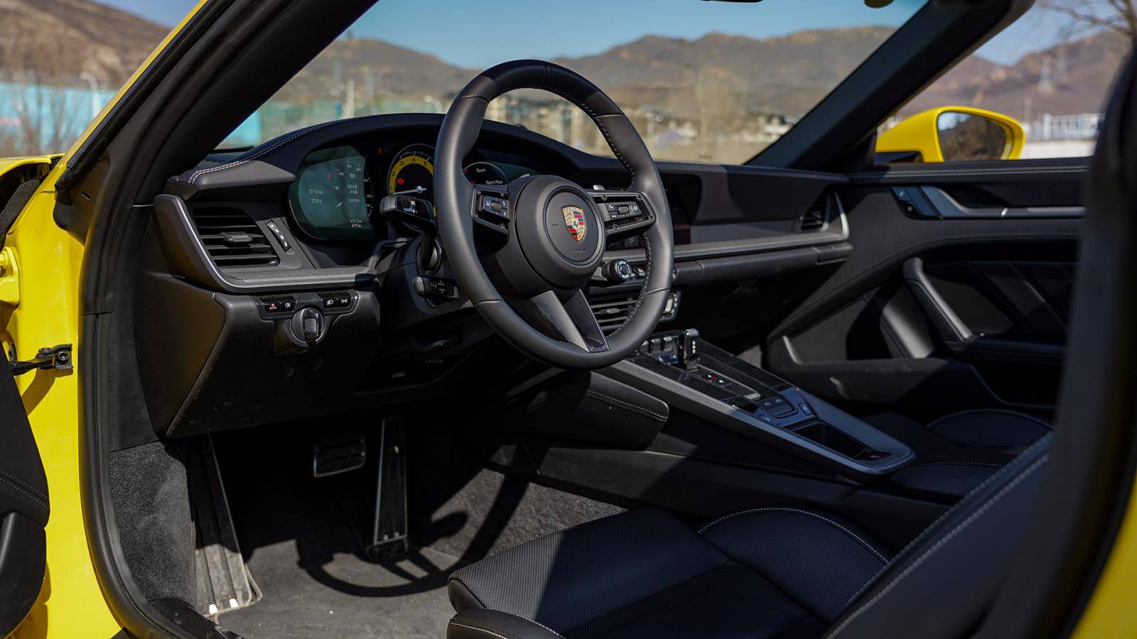 试驾保时捷911targa4s没有任何人能拒绝这台车