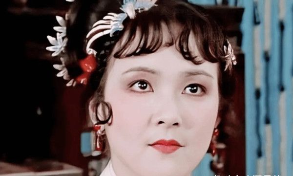 林黛玉倾国倾城的貌,到底有多美?骨血倒流里藏着丰姿:不可方物休闲区蓝鸢梦想 - Www.slyday.coM 林黛玉倾国倾城的貌,到底有多美?骨血倒流里藏着丰姿:不可方物休闲区蓝鸢梦想 - Www.slyday.coM