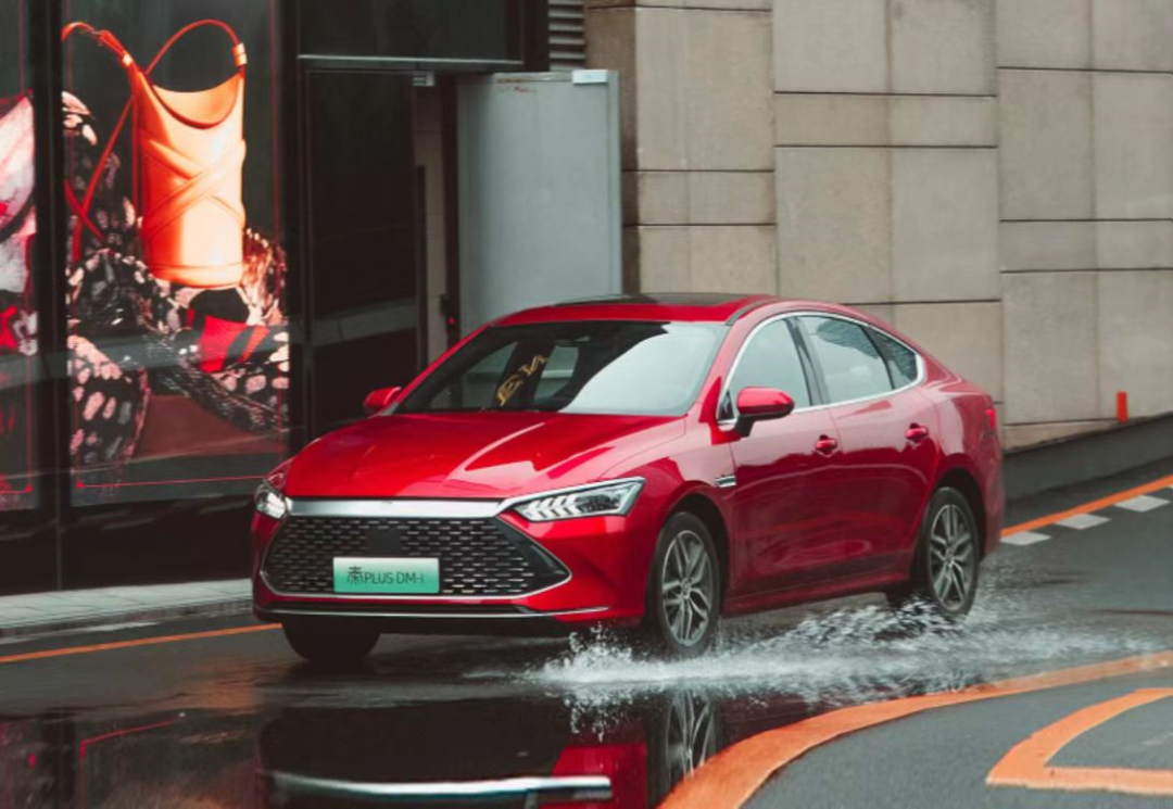 在国内轿车市场 自主品牌也站起来了