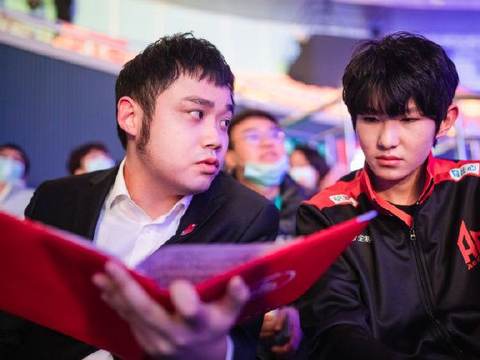KPL:月光主动站出来为张角说话,替管理层解释,难道要回归了吗|月光|张角|教练_新浪新闻