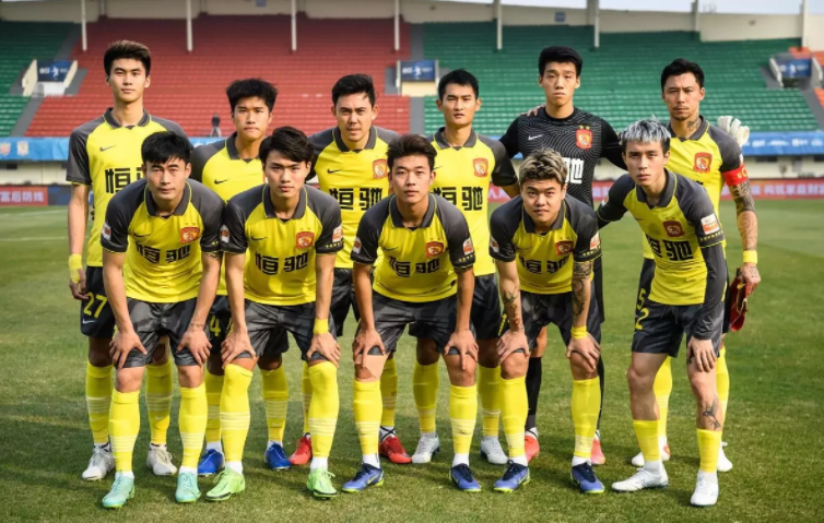 解决欠薪+起死回生!广州队找到最佳解决方案,中国足协压力来了休闲区蓝鸢梦想 - Www.slyday.coM 解决欠薪+起死回生!广州队找到最佳解决方案,中国足协压力来了休闲区蓝鸢梦想 - Www.slyday.coM