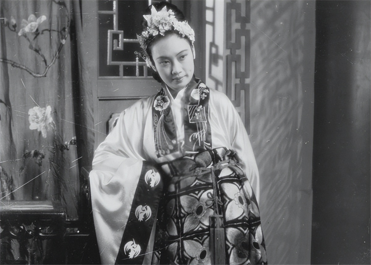 上海滩第一美女胡蝶有多美？这组珍藏的老照片，美得让人移不开眼休闲区蓝鸢梦想 - Www.slyday.coM