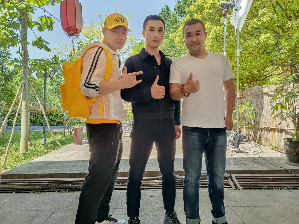 网剧荣魔魔剧场在四川开机由姜熙毅贾漪娜孙旭领衔主演