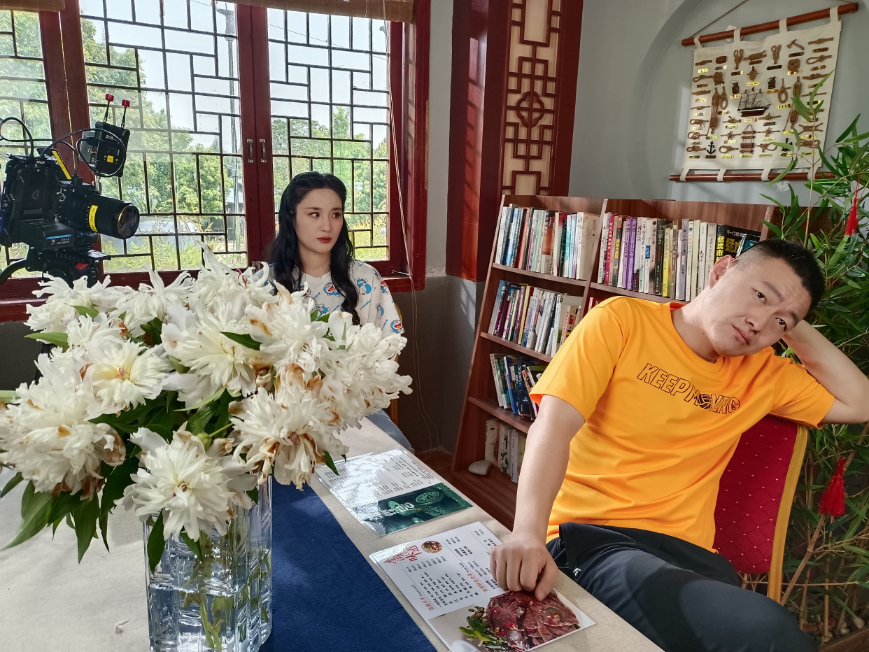 网剧荣魔魔剧场在四川开机由姜熙毅贾漪娜孙旭领衔主演