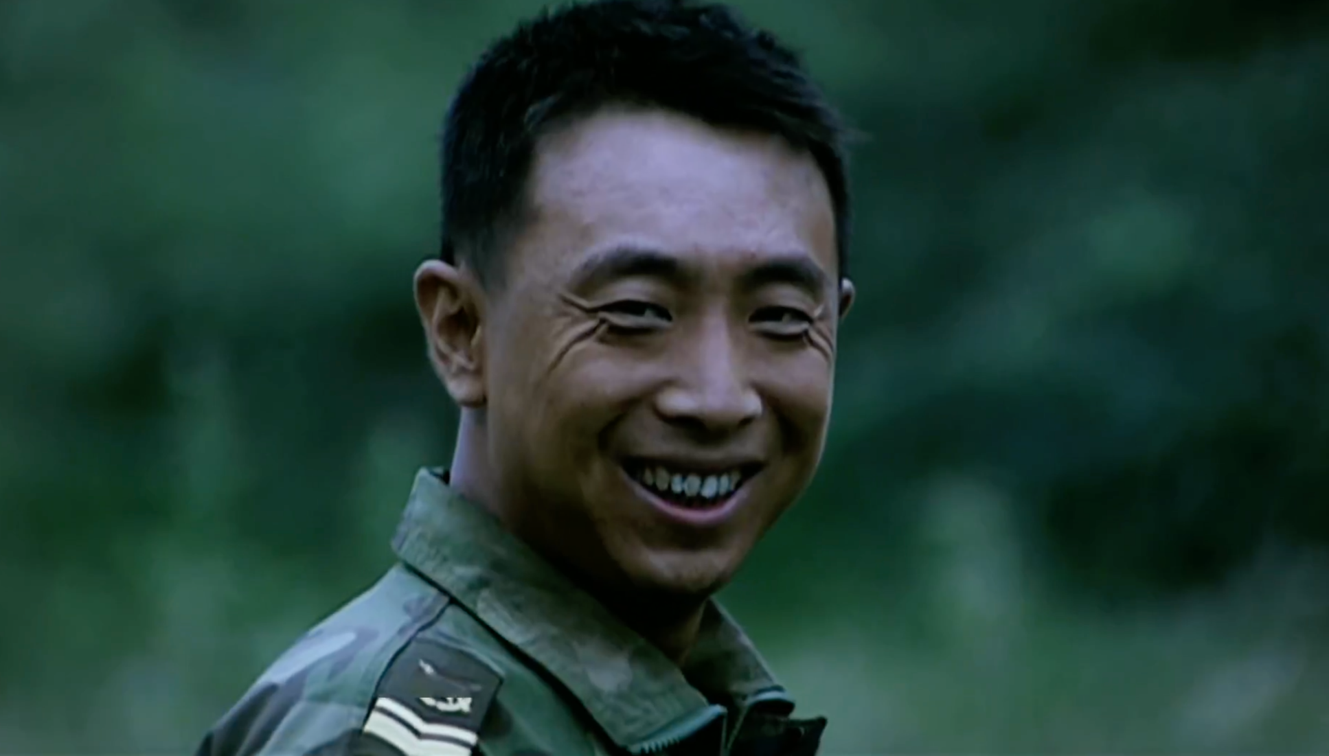 知名男星范雷新片上映首日票房562元曾扮演士兵突击老马