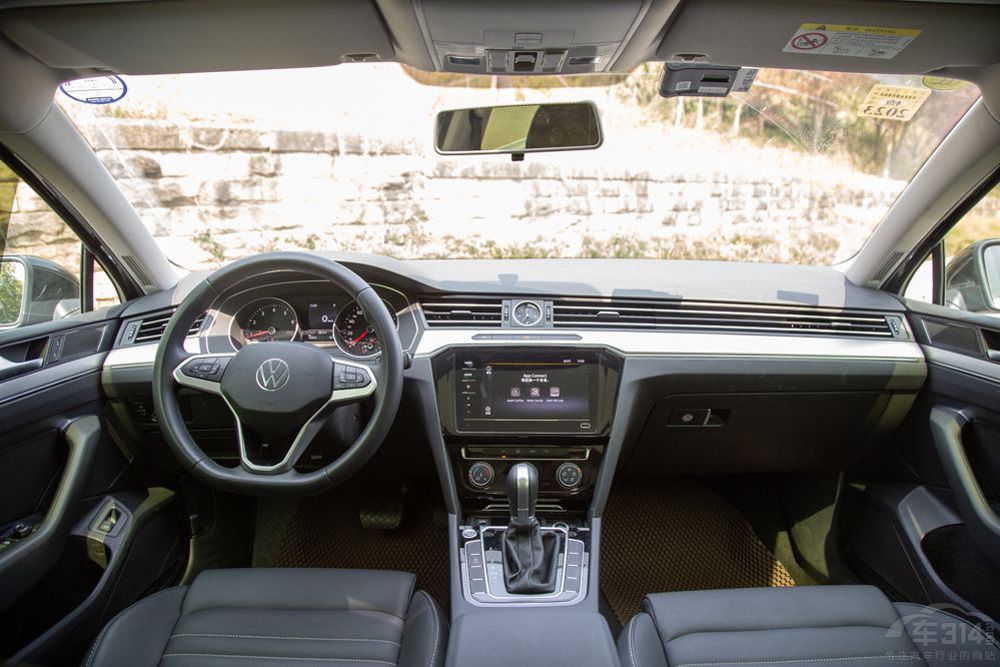 全新蒙迪欧B级车搅局者 挑战迈腾