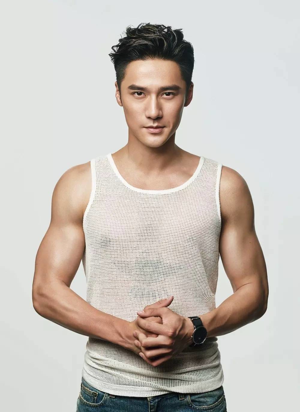 蒋劲夫自曝在做外卖员通宵干活显憔悴曾因家暴两任女友而退圈