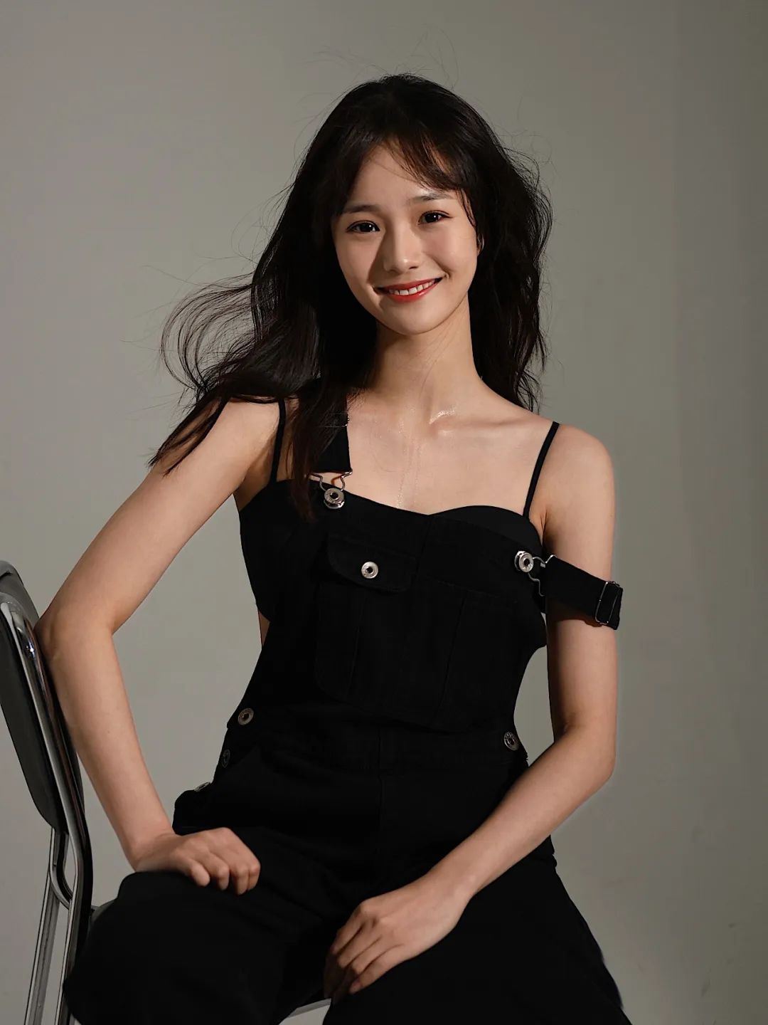 95后女演员的"绿茶"养成现实|演员|李彦漫|看鉴人物_新浪新闻