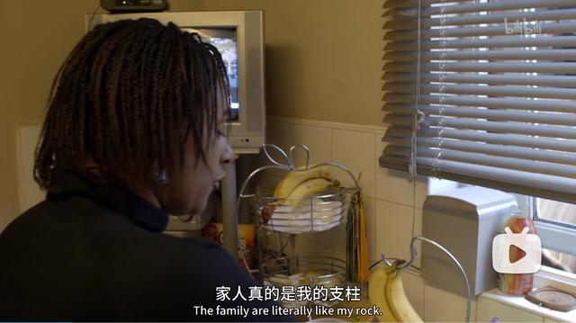 原生家庭决定一生？3个不同家庭的孩子，让我们看到了成长的底色休闲区蓝鸢梦想 - Www.slyday.coM