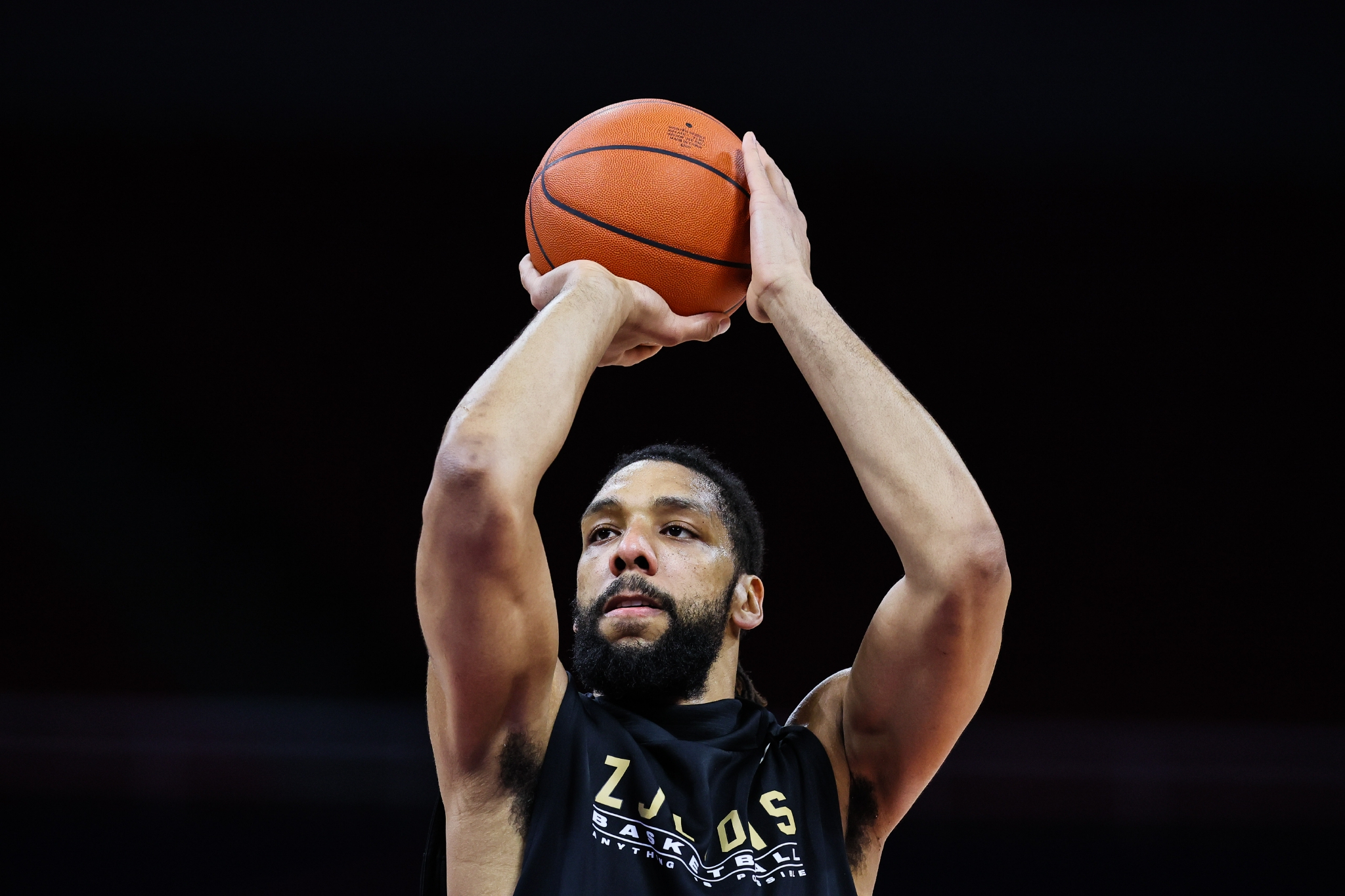 广厦队外援奥卡福.