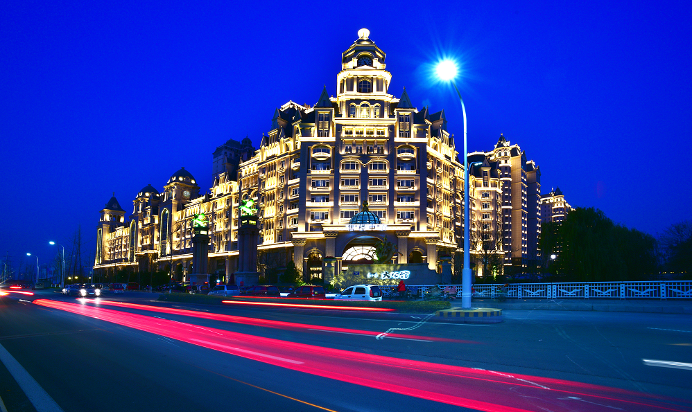 图:济宁瑞马大公馆夜景