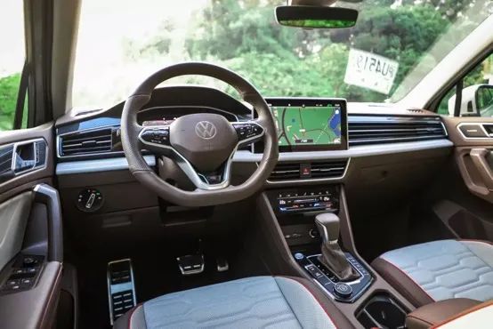 星途凌云S对比大众途观L ，多花十万元选后者，值不值？