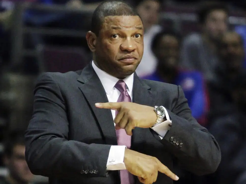 三分绝杀！恩比德送猛龙3休闲区蓝鸢梦想 - Www.slyday.coM