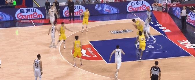 11分后只拿4分！奥卡福内线被辽宁悍将压制，莫兰德神级助攻火了休闲区蓝鸢梦想 - Www.slyday.coM