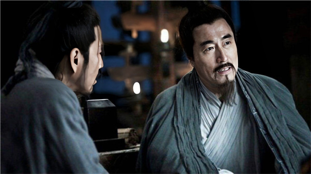 其实站在萧何的立场,结合当时的时代背景考虑,萧何这种做法严格来讲并