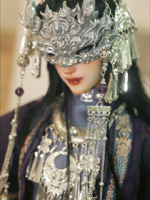 有人问我苗疆蛊王是不是黑麒麟