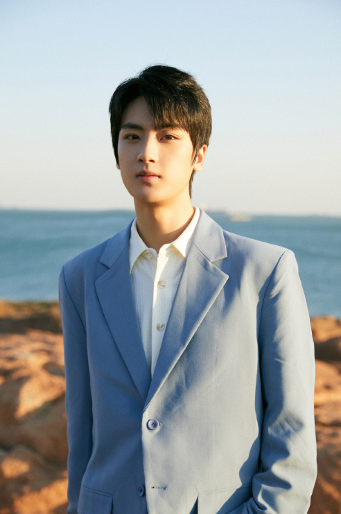 考了第一名依旧被嘲边程专业技能登顶路人缘却持续低迷