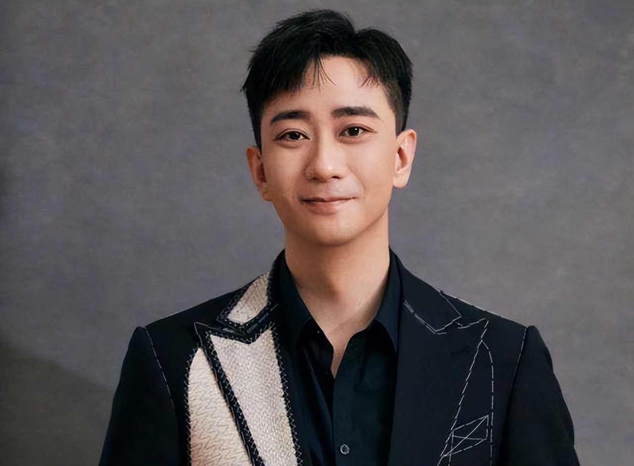 王自健经历家暴和背叛曾经的意气风发如今就这么毁了