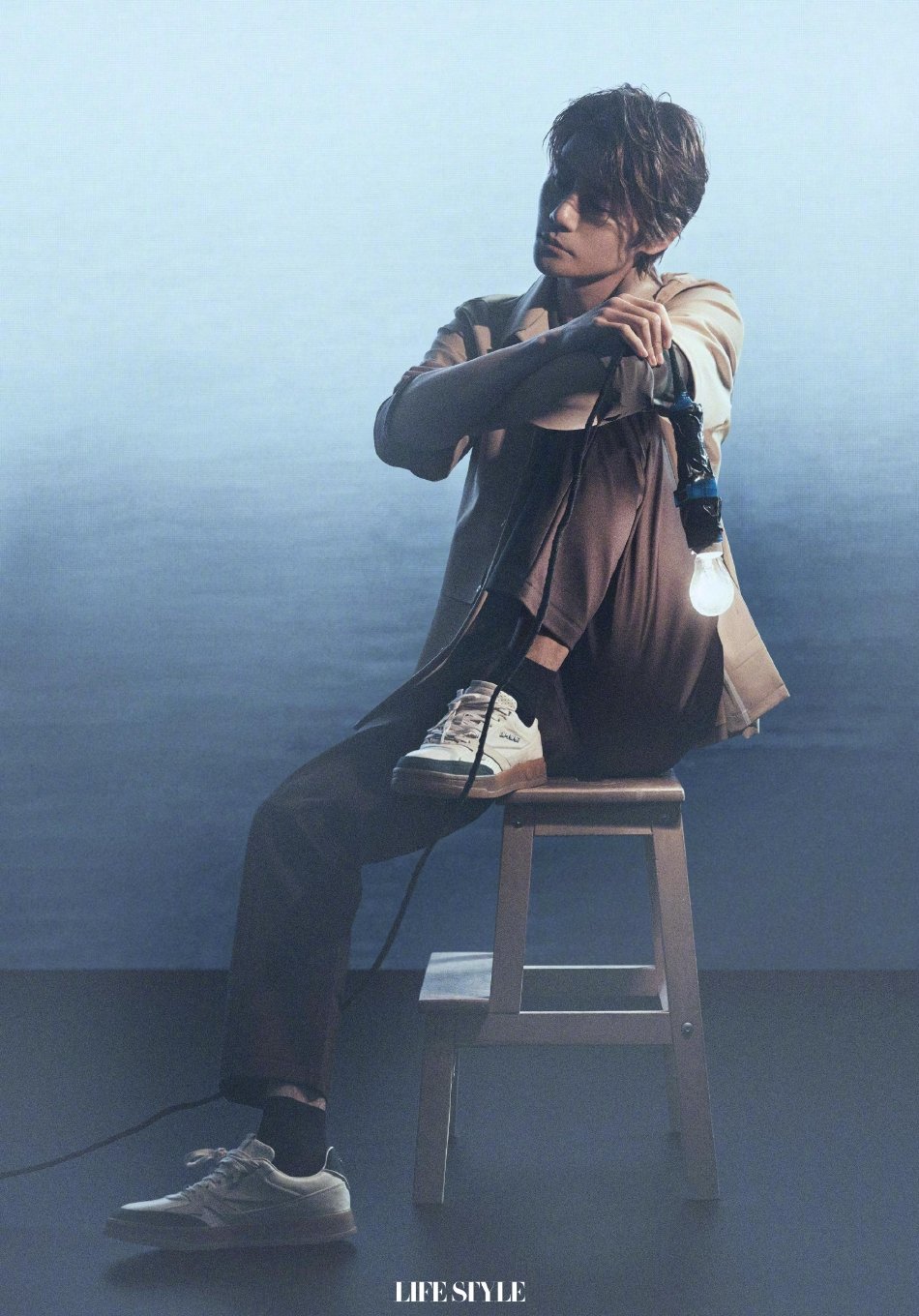 王凯精品购物指南新写真小刚