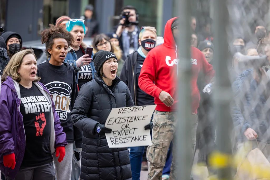 反亚裔种族歧视成美国社会一块毒瘤