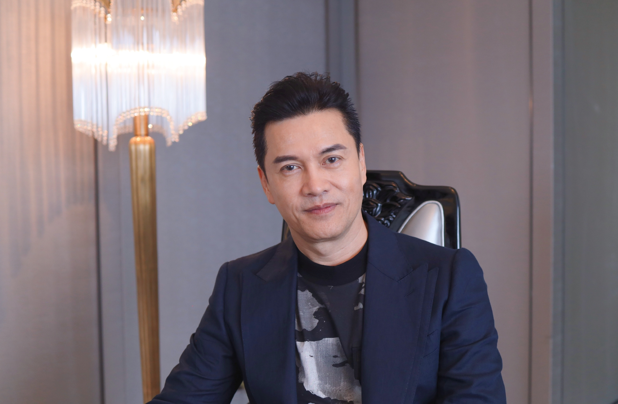 专访吕良伟我完全忘记了我的年龄