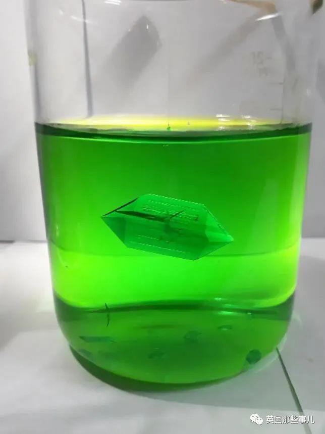 常常出现的晶体结构有四种