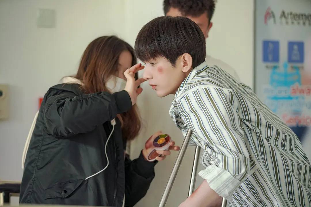 《爱在风起云涌时》,想必成毅自己都未必希望这剧播出