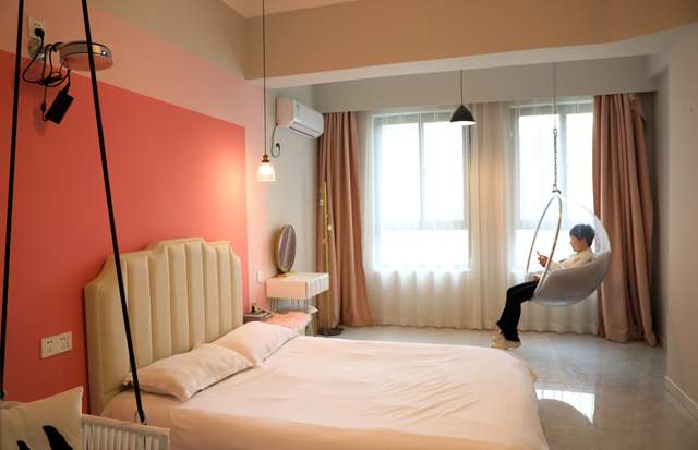 君桦民宿:一间城市"网约房"的震荡之春__财经头条